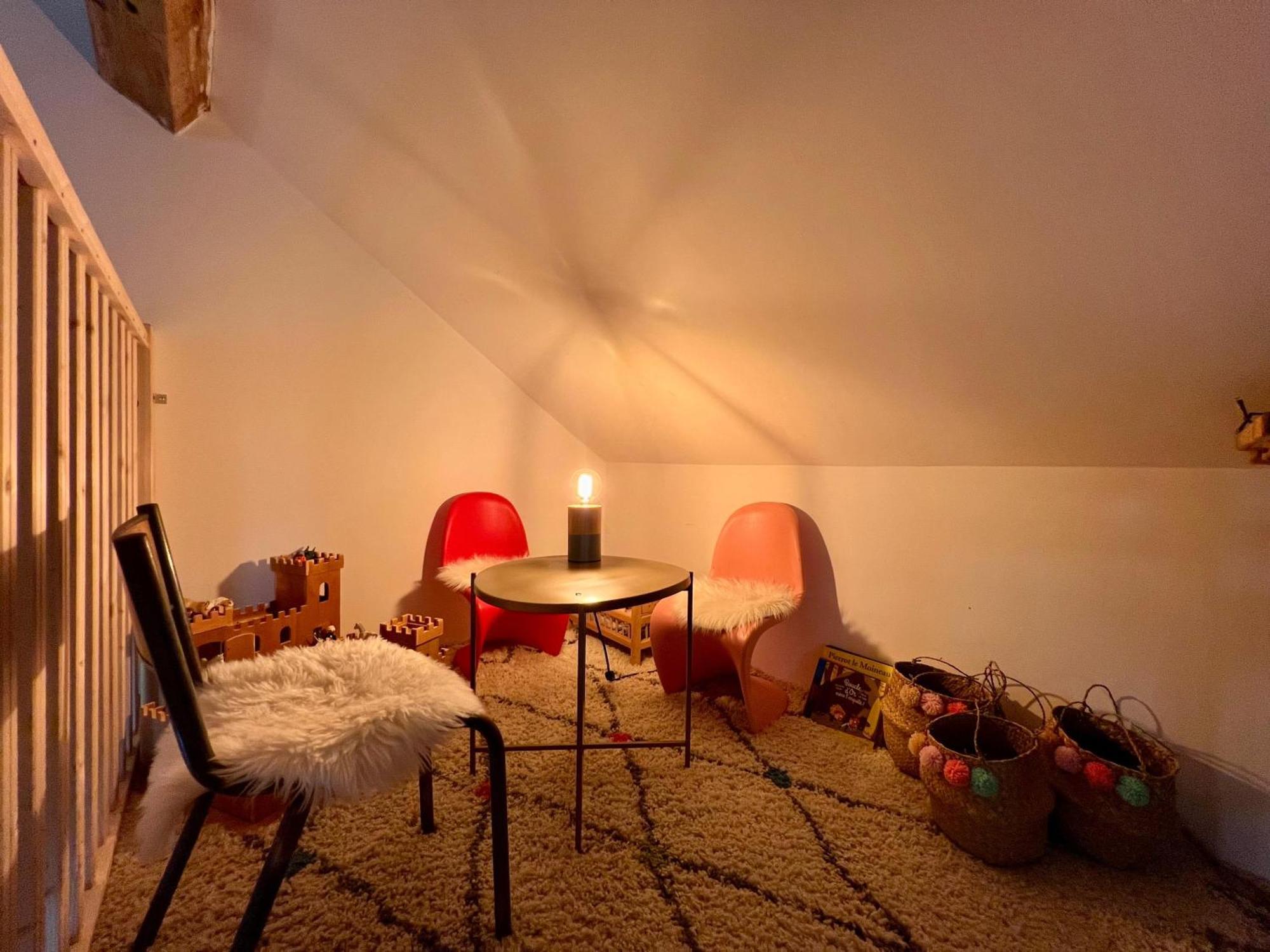 La Maisonnette D'Elodibiza ! Moret-sur-Loing Kültér fotó